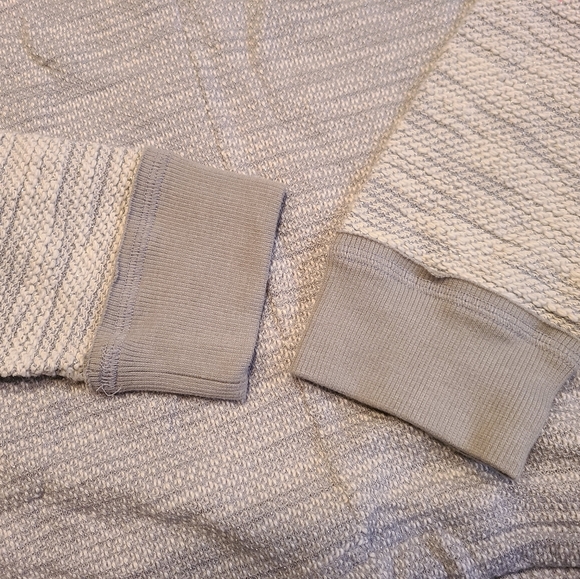 Maurices Sweater sparkly gray heathered cinch waist misses XL. - Picture 2 of 8